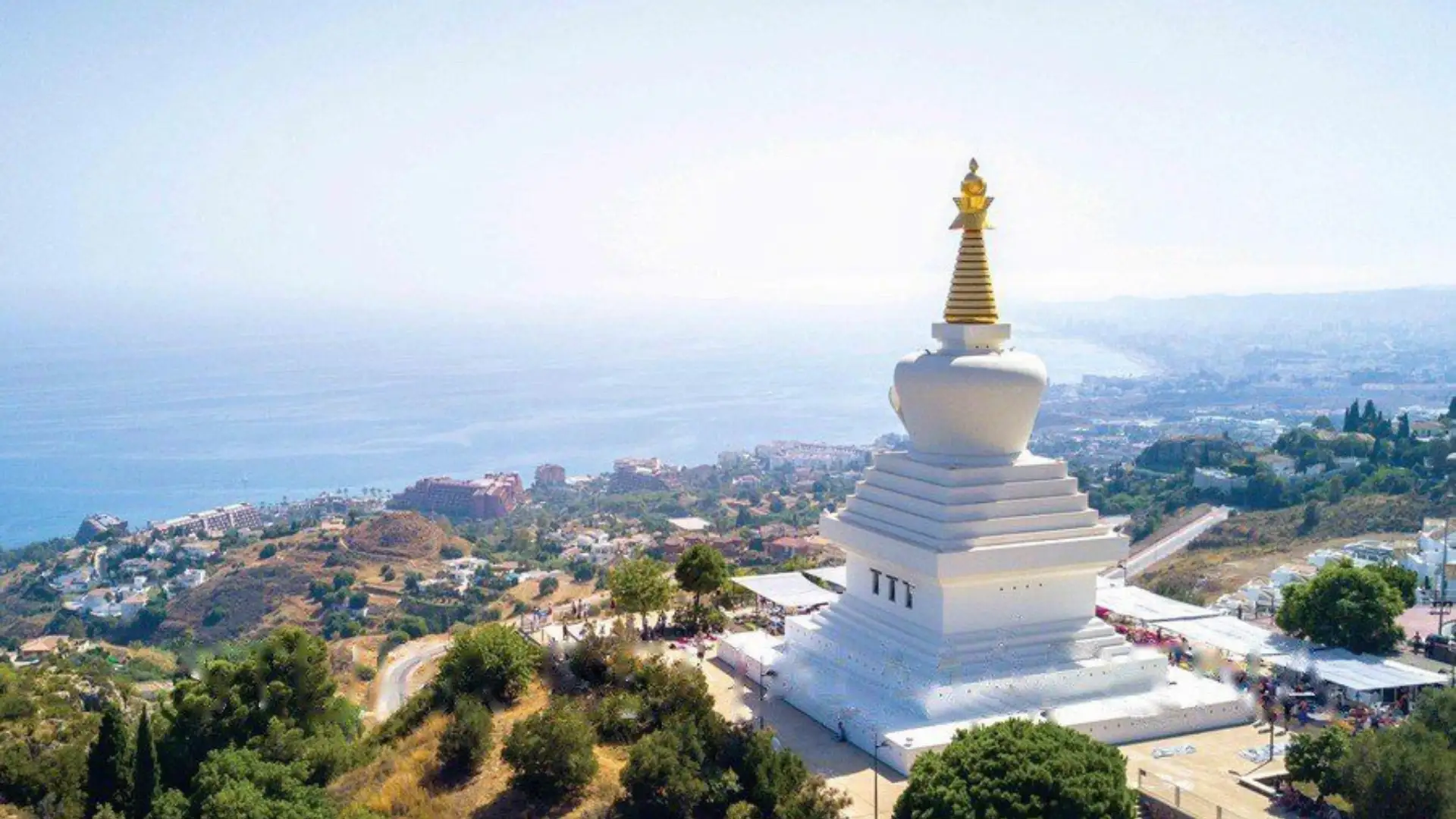 Benalmadena: Light and Balance